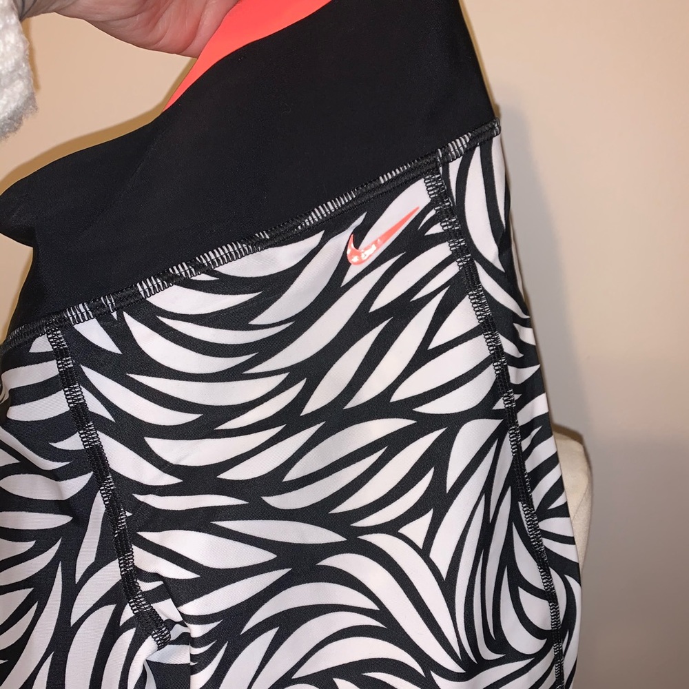 Nike Capri workout pants